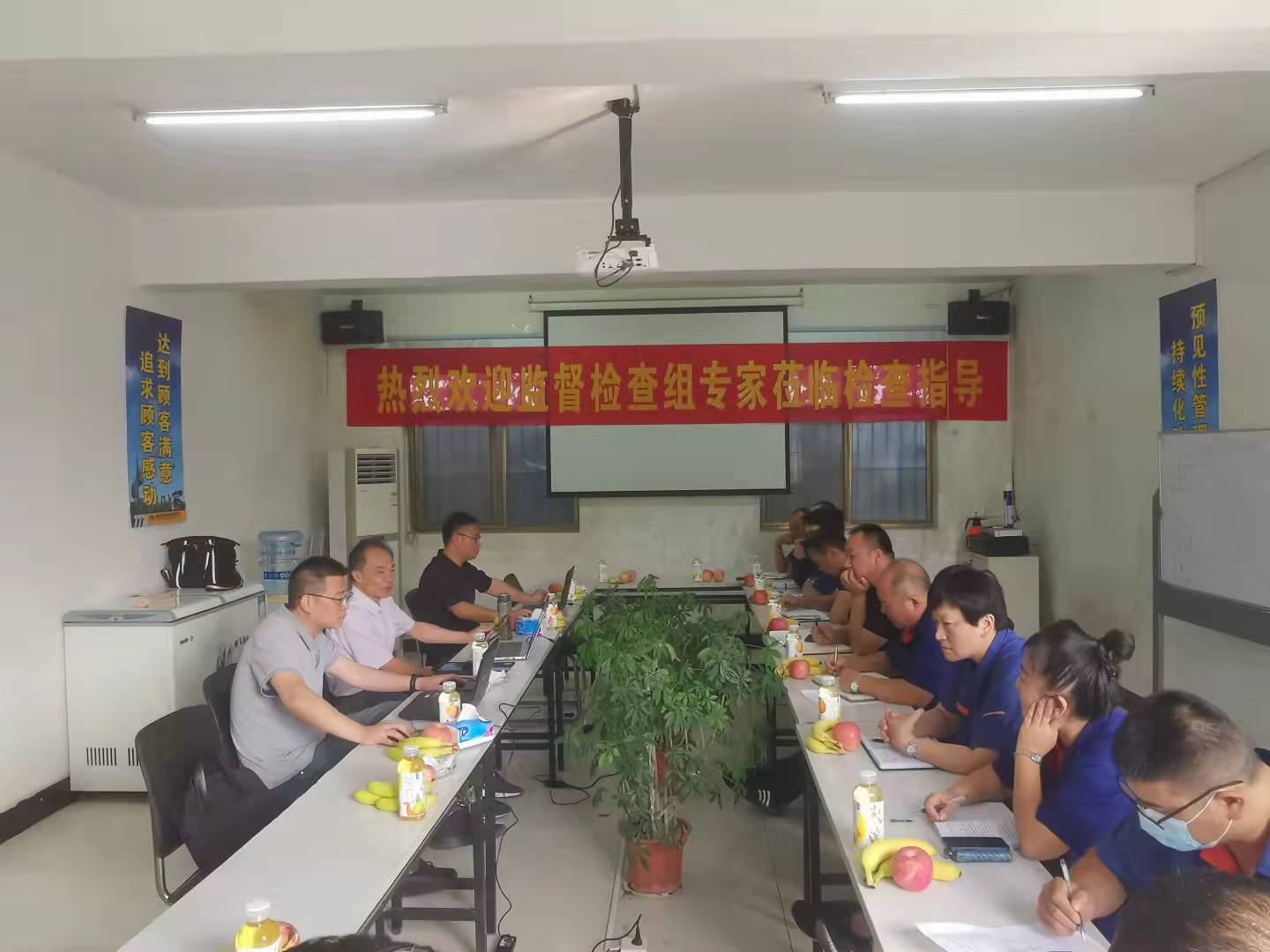 1632816867394325.jpg 聚会.jpg